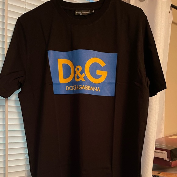 T-shirt - Picture 2 of 2
